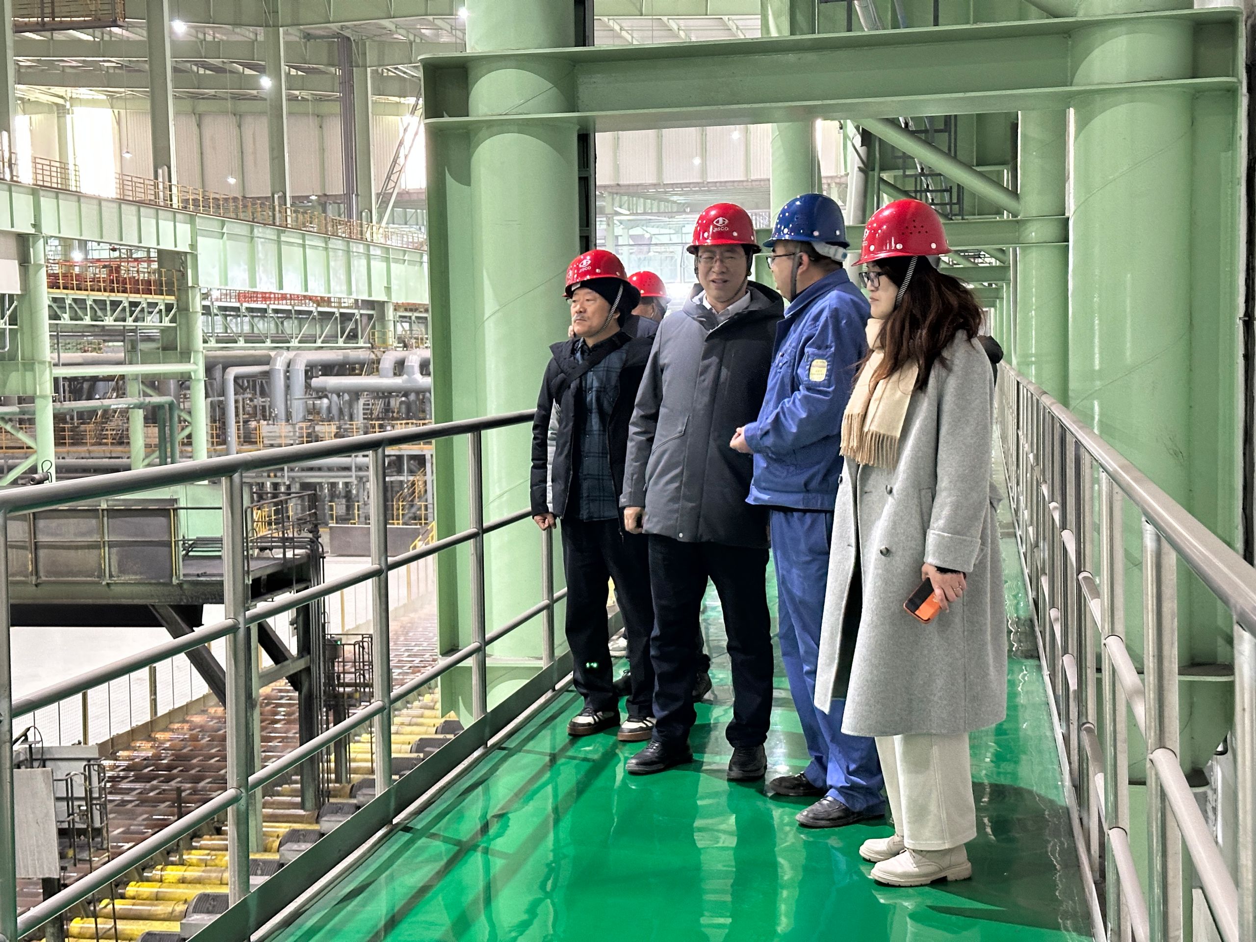 冶金与环境学院走访酒钢集团共探校企合作新路径