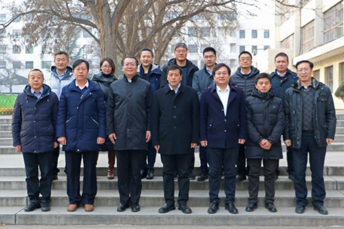 北京科技大学冶金与生态学院张立峰院长一行来我校调研